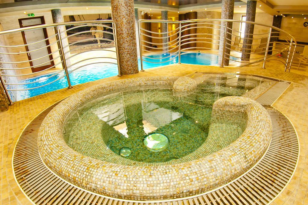 Hotel&Spa Stary Dziwnow Basen Swimming Pool Екстериор снимка